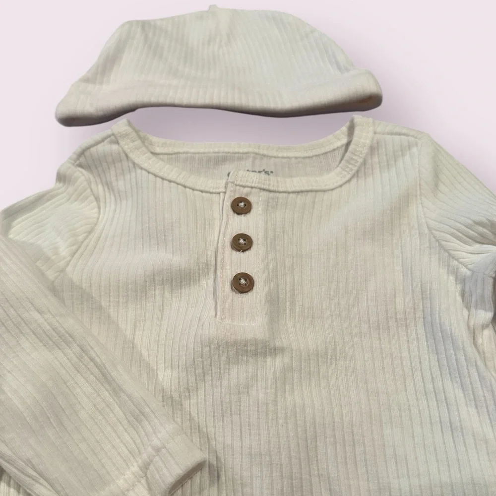 Carter's Baby NWT Overall Outfit Set Stripes Size 3 Mon and 6 Mon